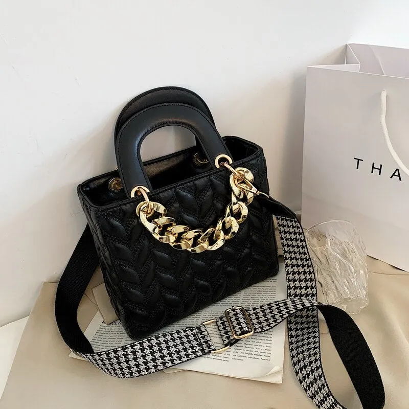 Vvsha Lattice Square Tote bag 2022 Summer New PU Leather Women's Designer Handbag Wide Shoulder strap Shoulder Messenger Bag Purses