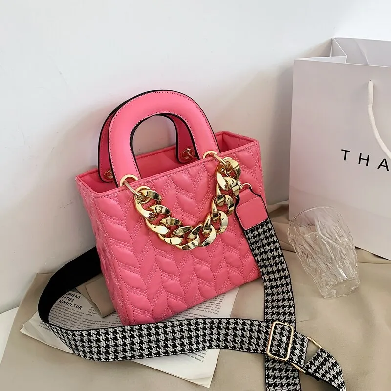 Vvsha Lattice Square Tote bag 2022 Summer New PU Leather Women's Designer Handbag Wide Shoulder strap Shoulder Messenger Bag Purses