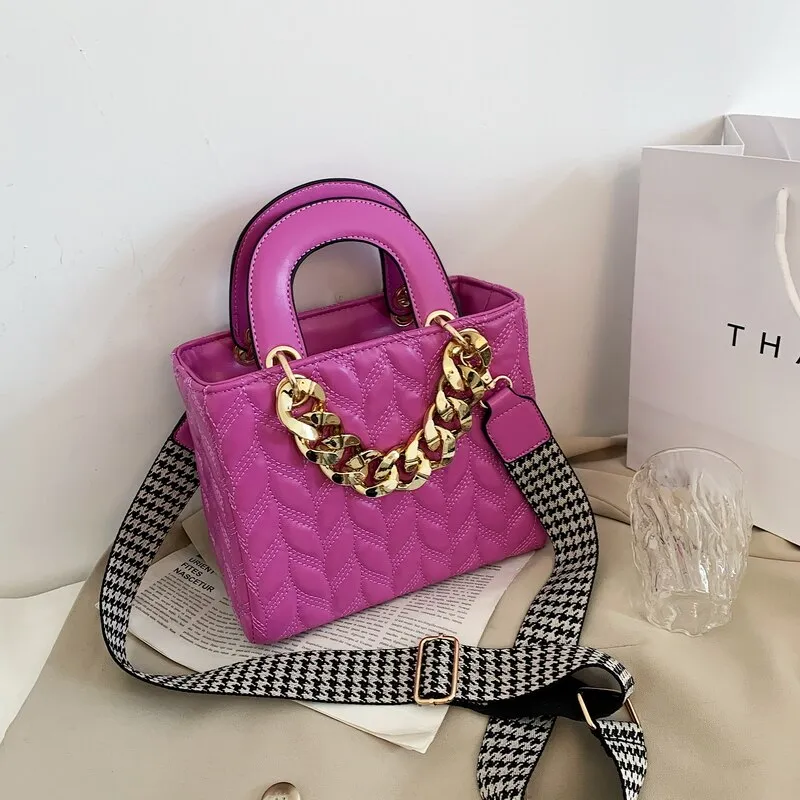 Vvsha Lattice Square Tote bag 2022 Summer New PU Leather Women's Designer Handbag Wide Shoulder strap Shoulder Messenger Bag Purses