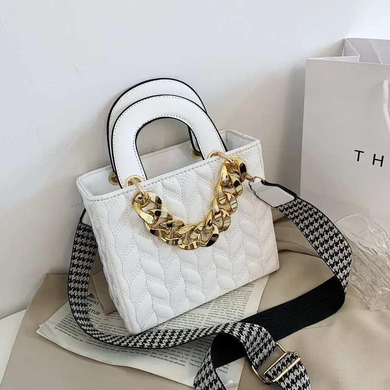 Vvsha Lattice Square Tote bag 2022 Summer New PU Leather Women's Designer Handbag Wide Shoulder strap Shoulder Messenger Bag Purses