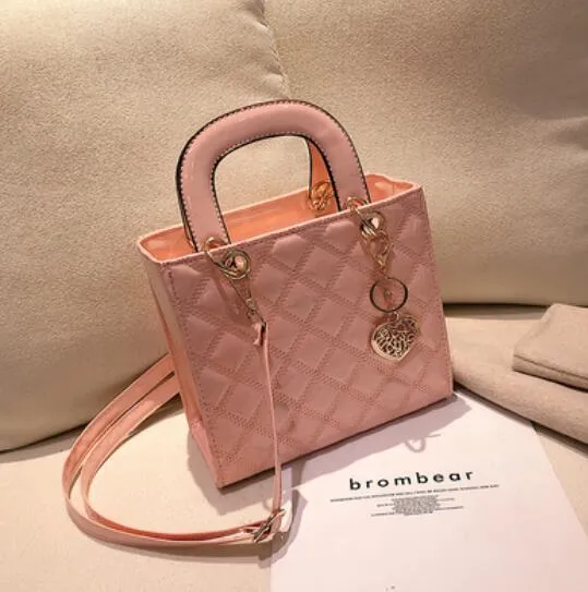 Vvsha Luxury Brand Tote bag 2022 Fashion New High Quality Patent Leather Women's Designer Handbag Lingge Chain Shoulder Messenger Bag