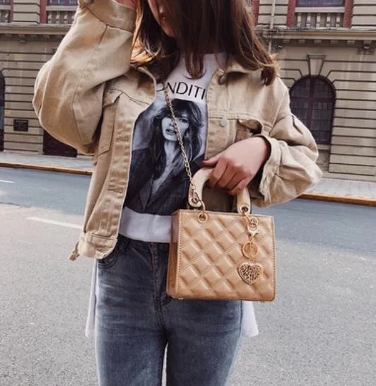Vvsha Luxury Brand Tote bag 2022 Fashion New High Quality Patent Leather Women's Designer Handbag Lingge Chain Shoulder Messenger Bag