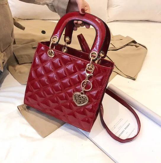 Vvsha Luxury Brand Tote bag 2022 Fashion New High Quality Patent Leather Women's Designer Handbag Lingge Chain Shoulder Messenger Bag
