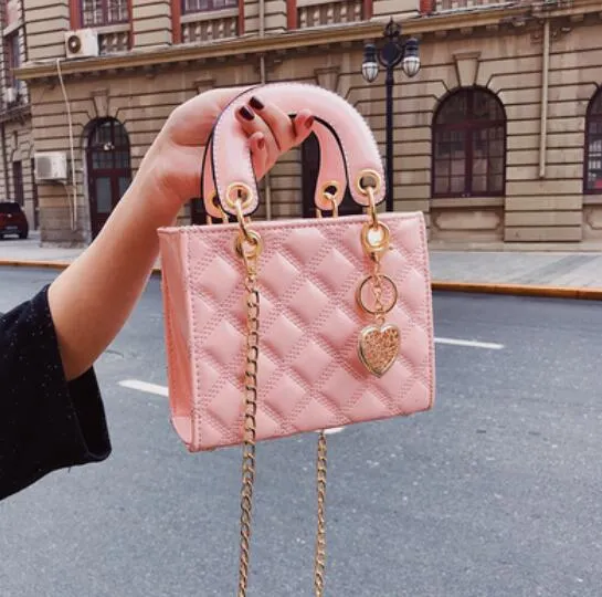 Vvsha Luxury Brand Tote bag 2022 Fashion New High Quality Patent Leather Women's Designer Handbag Lingge Chain Shoulder Messenger Bag